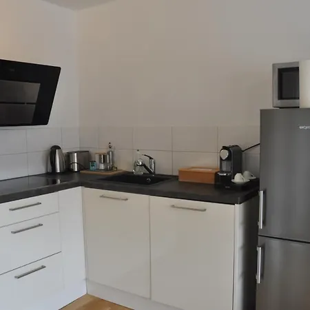 Geraeumige 2-z Im Gruenen, Garten, Terrasse, Ruhig, Natur, Phantastischer Blick! * Marburg