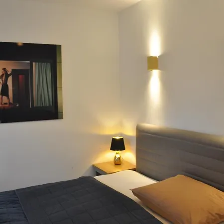 Geraeumige 2-z Im Gruenen, Garten, Terrasse, Ruhig, Natur, Phantastischer Blick! Apartment