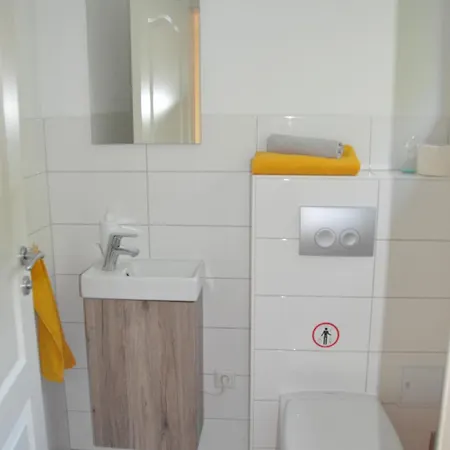 Apartment Geraeumige 2-z Im Gruenen, Garten, Terrasse, Ruhig, Natur, Phantastischer Blick! Marburg