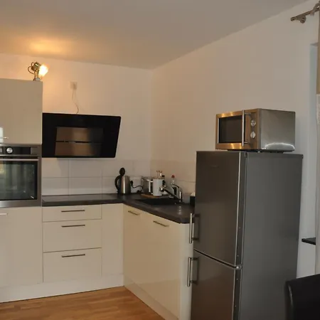 Geraeumige 2-z Im Gruenen, Garten, Terrasse, Ruhig, Natur, Phantastischer Blick!