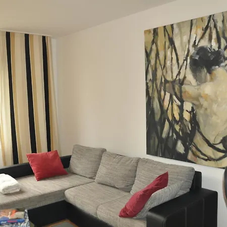 Geraeumige 2-z Im Gruenen, Garten, Terrasse, Ruhig, Natur, Phantastischer Blick! Marburg