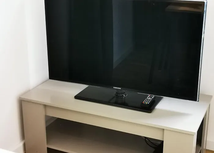 Geraeumige 2-z Im Gruenen, Garten, Terrasse, Ruhig, Natur, Phantastischer Blick! Apartamento Marburg