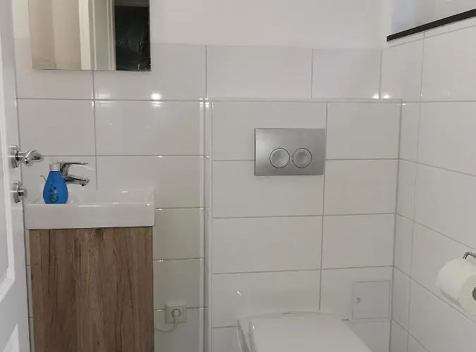 Geraeumige 2-z Im Gruenen, Garten, Terrasse, Ruhig, Natur, Phantastischer Blick! * Marburg