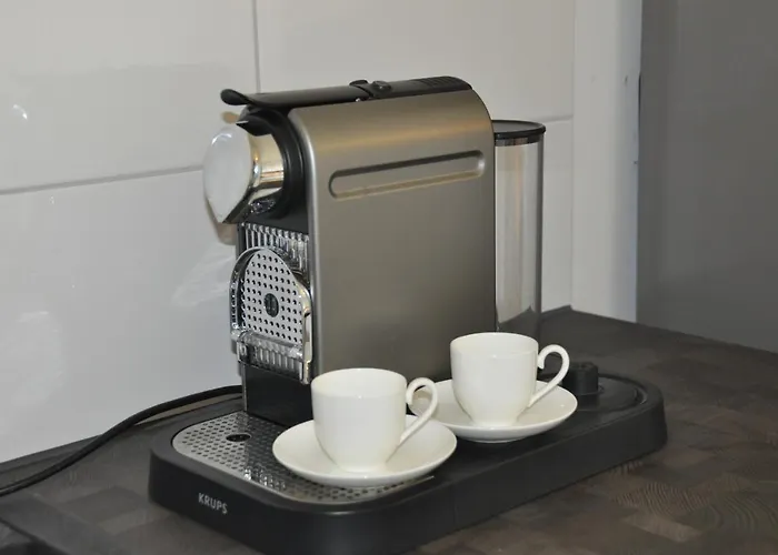 Geraeumige 2-z Im Gruenen, Garten, Terrasse, Ruhig, Natur, Phantastischer Blick! Apartamento Marburg