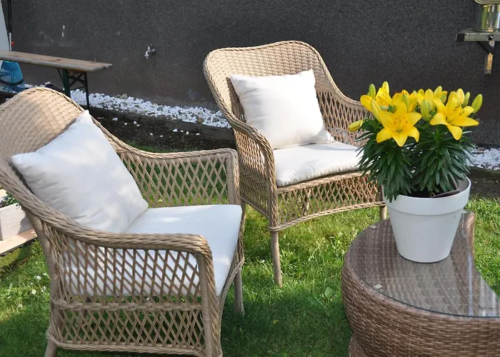 Apartamento Geraeumige 2-z Im Gruenen, Garten, Terrasse, Ruhig, Natur, Phantastischer Blick!