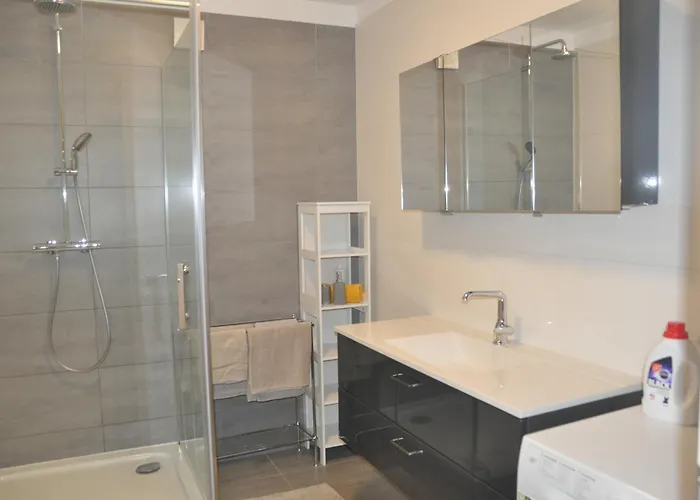 Geraeumige 2-z Im Gruenen, Garten, Terrasse, Ruhig, Natur, Phantastischer Blick! *