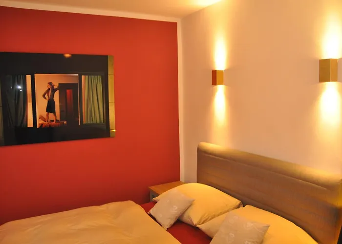 Geraeumige 2-z Im Gruenen, Garten, Terrasse, Ruhig, Natur, Phantastischer Blick!